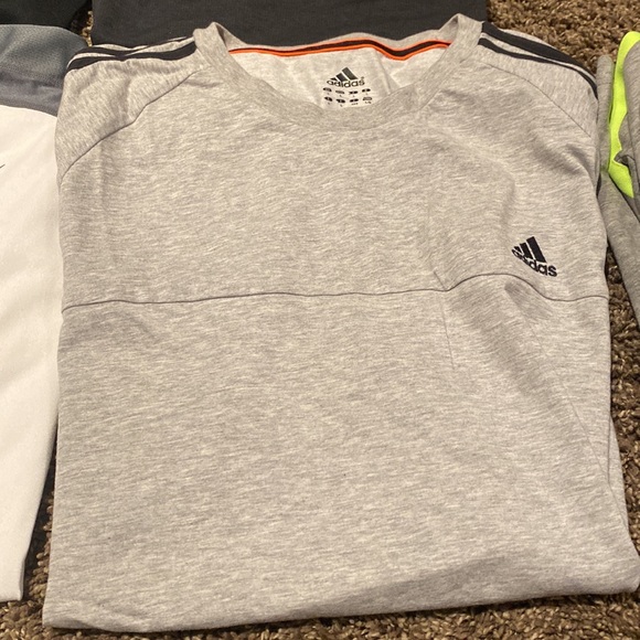 ASSORTMENT OF GYM SHIRTS (ADIDAS, NIKE) - Picture 5 of 6